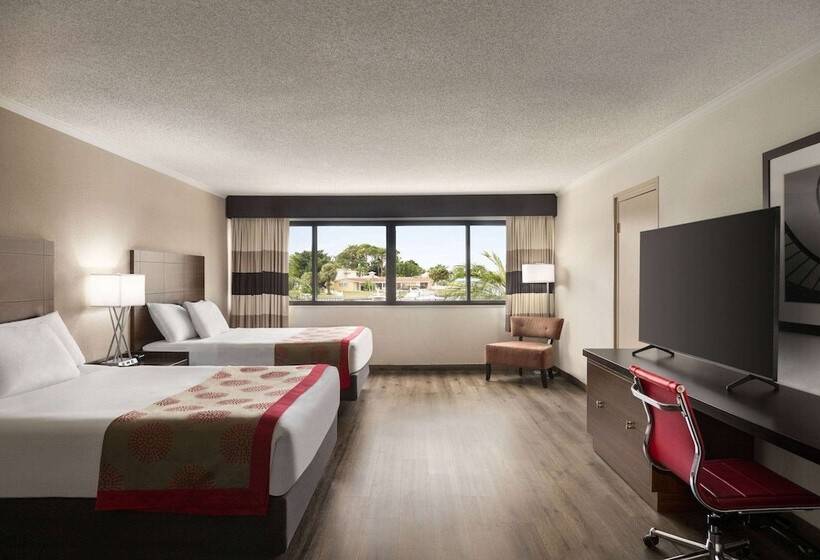 غرفه قياسيه سريرين مزدوجين, Ramada By Wyndham Sarasota Waterfront