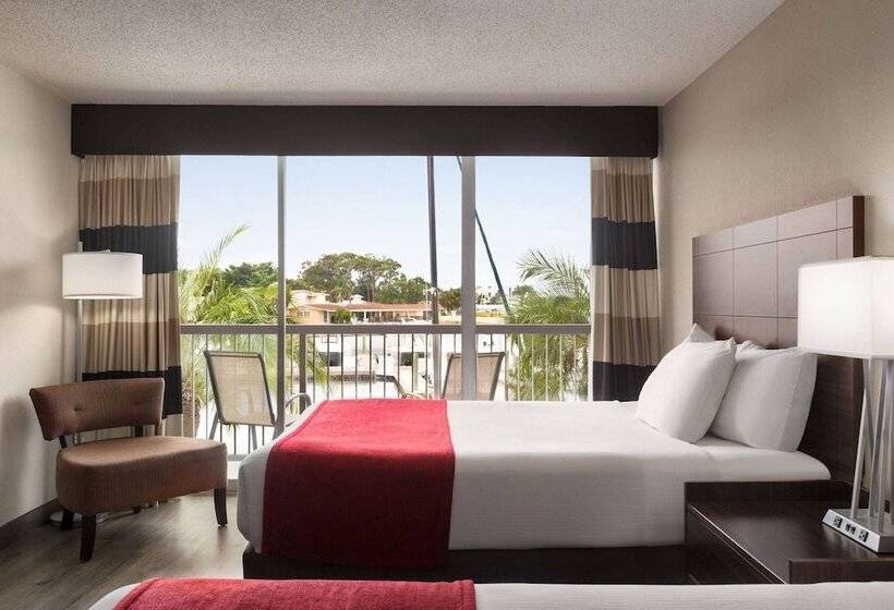 غرفه قياسيه سريرين مزدوجين, Ramada By Wyndham Sarasota Waterfront