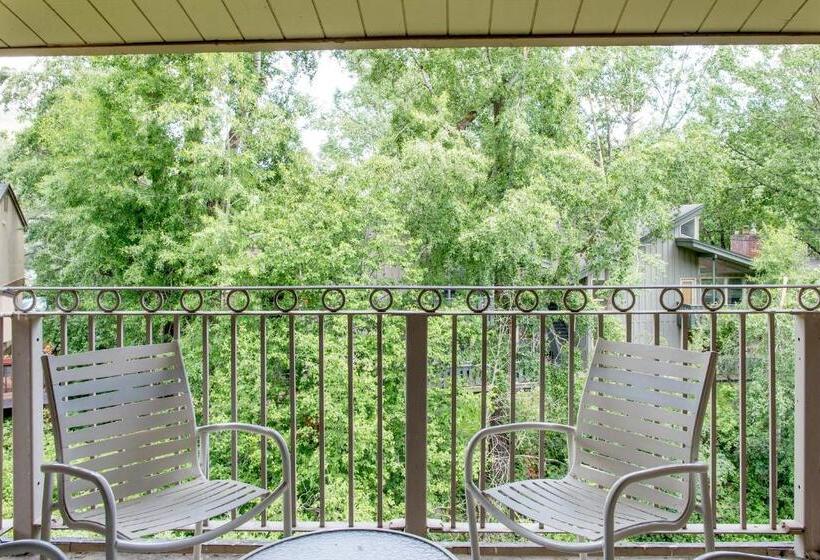 ２ベッドルームアパートメント, Sandstone Creek Club Condominiums