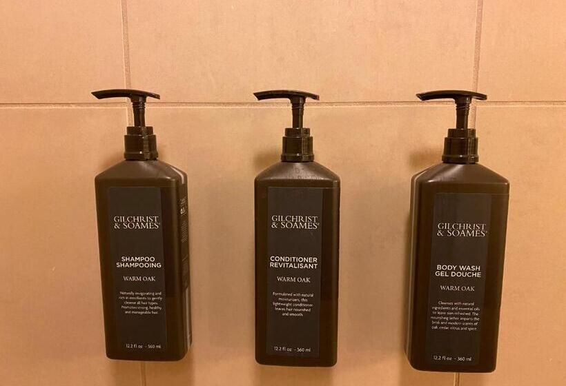 חדר קלאב עם מיטת קינג, Sheraton Albuquerque Uptown By Marriott
