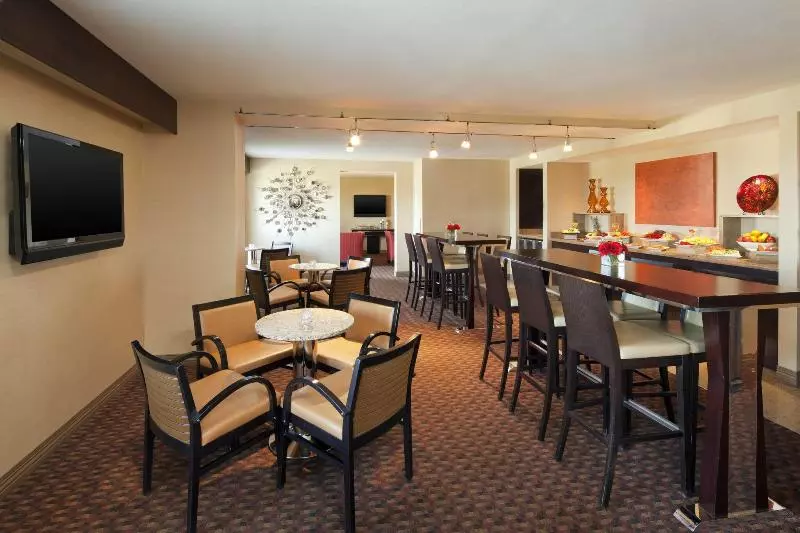 クラブルーム, Sheraton Albuquerque Uptown By Marriott