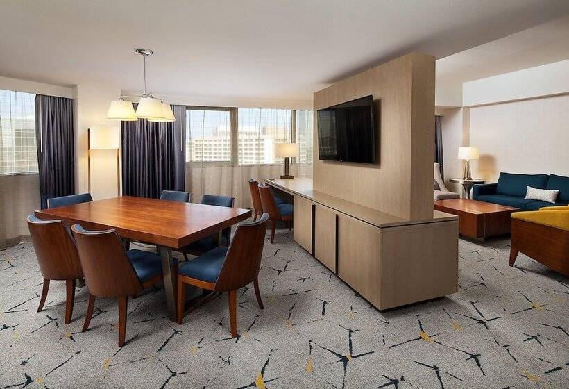 Люкс, Sheraton Gateway Los Angeles