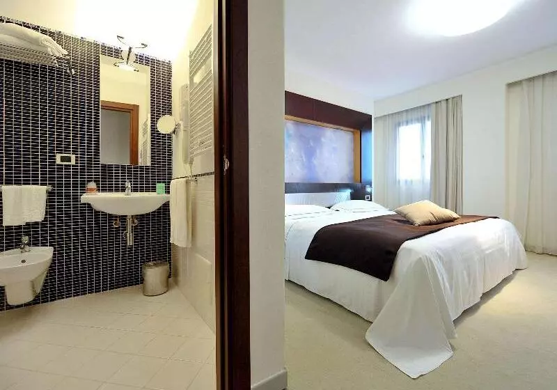 اتاق استاندارد, Sheraton Gateway Los Angeles