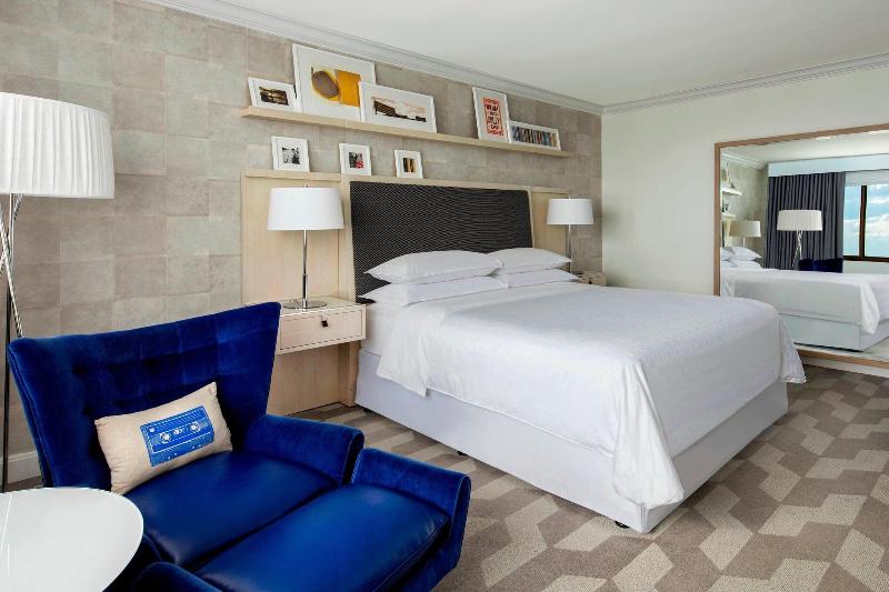 Club Room King Bed, Sheraton Grand Nashville Downtown