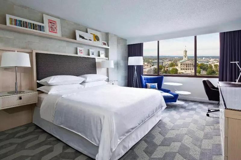 Club Room King Bed, Sheraton Grand Nashville Downtown