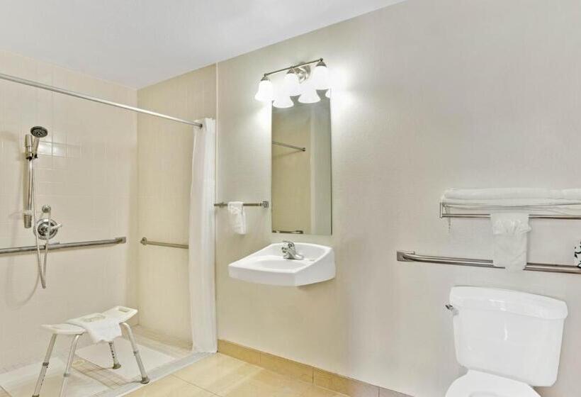 اتاق استاندارد با تخت بزرگ برای معلولان, Super 8 By Wyndham Tucson/grant Road Area Az