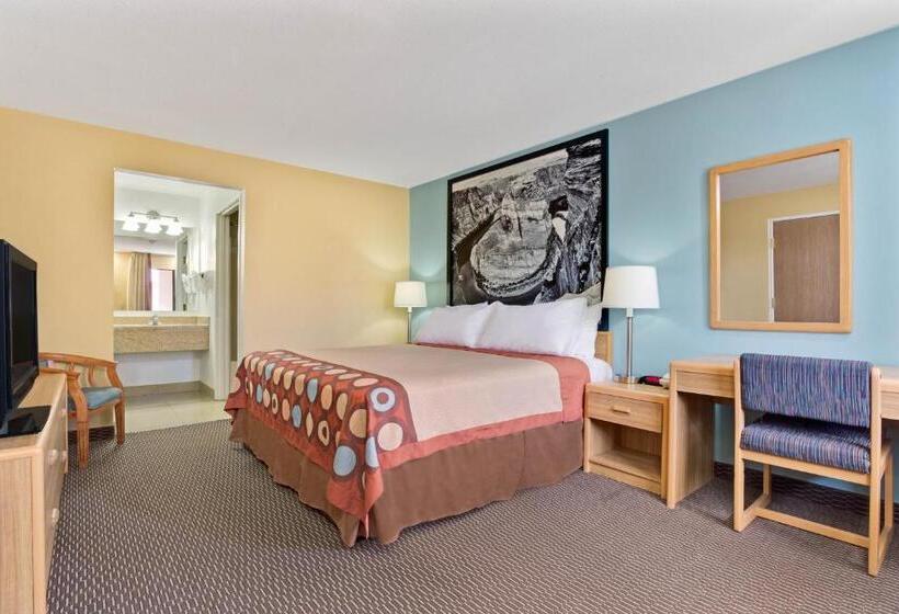 اتاق استاندارد با تخت بزرگ برای معلولان, Super 8 By Wyndham Tucson/grant Road Area Az
