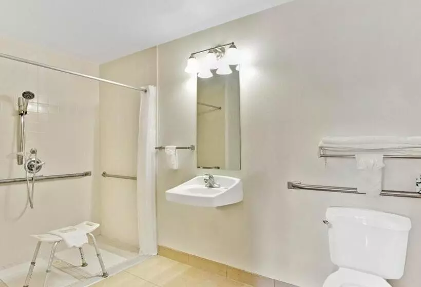 身障者適用スタンダードルーム, Super 8 By Wyndham Tucson/grant Road Area Az