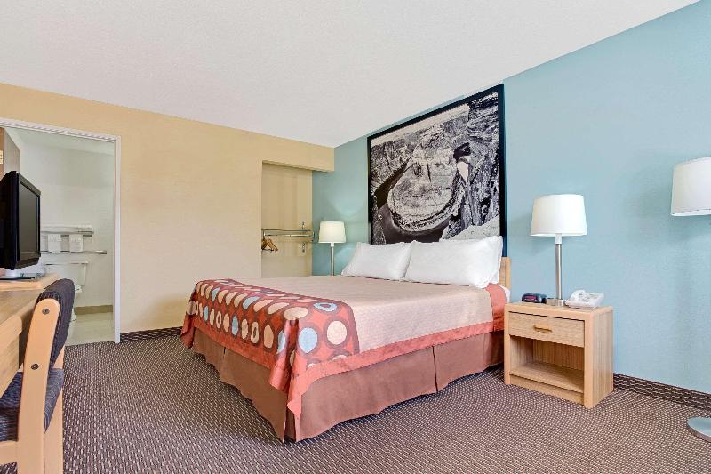 스탠다드 룸 킹사이즈 침대, Super 8 By Wyndham Tucson/grant Road Area Az