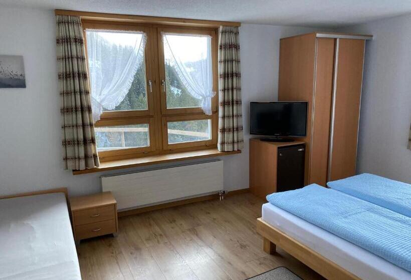 חדר סטנדרט לשלושה, Gasthaus Edelweiss