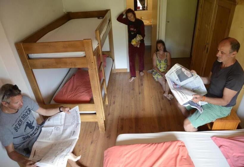 חדר סטנדרט לארבעה, Gite Le Flourou