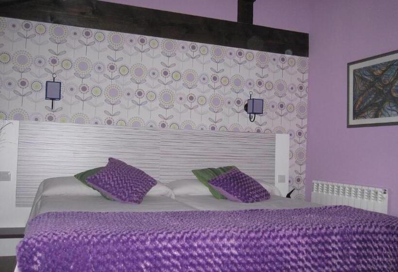 اتاق استاندارد با چشم‌انداز باغ, Posada Ormas