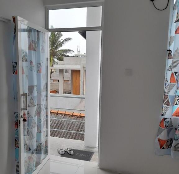 Deluxe Rum Havsutsikt, Remember