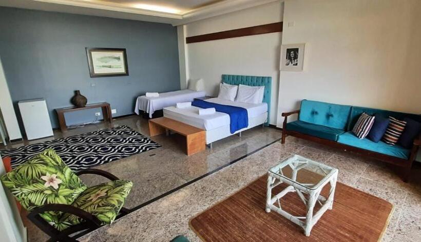 Triple Room Sea View, Pousada Stand Up! Guarujá