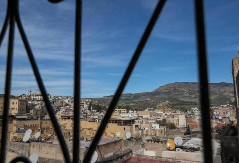 اتاق راحتی سه تخته, Riad Mounana Fez Luxurious Palace & Spa