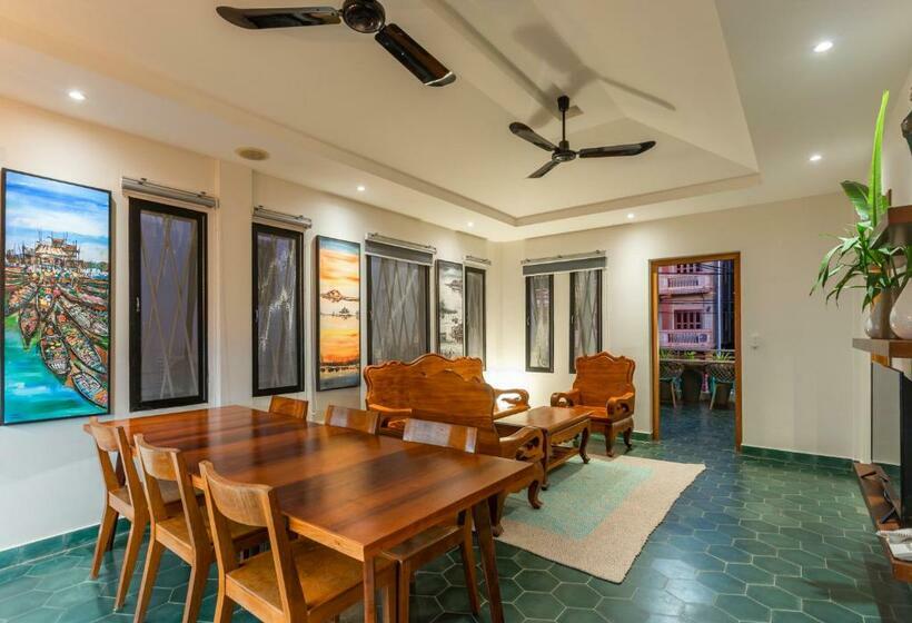 Люкс 3 Спальни, Baahu Villa