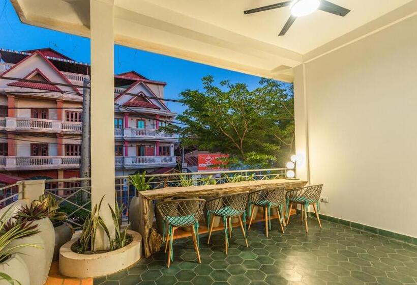 Люкс 3 Спальни, Baahu Villa