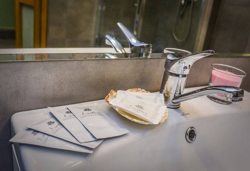 اتاق دوبلکس, Apartamenty Na Fali