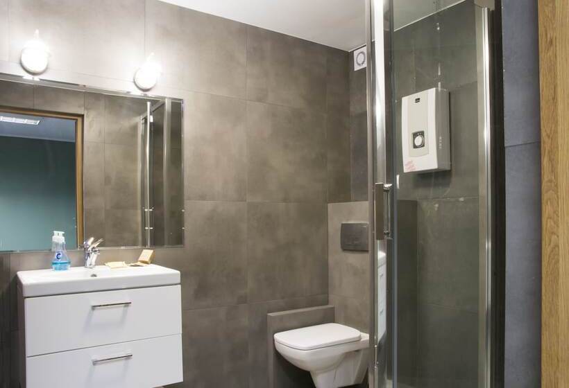 اتاق دوبلکس, Apartamenty Na Fali