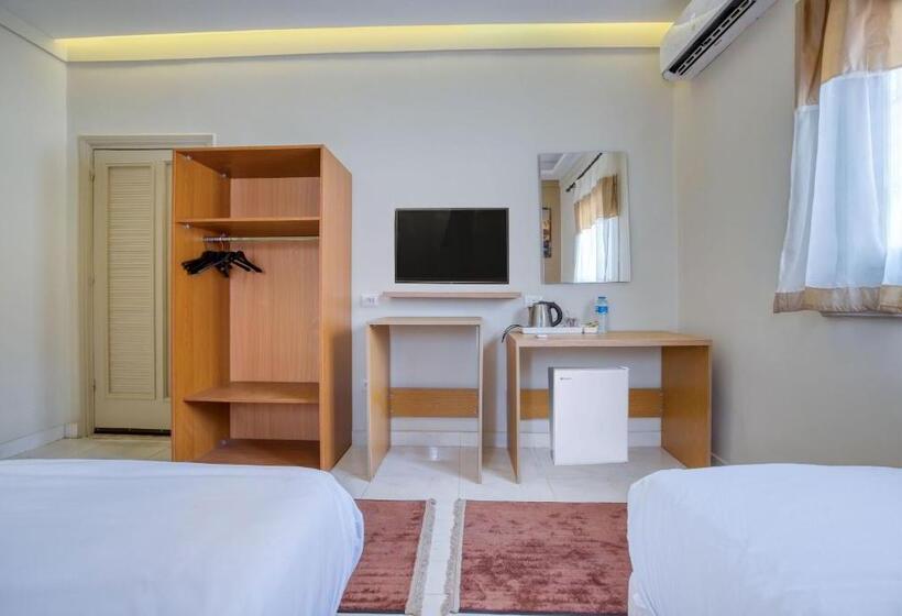 Pokój Standard, The Grand Pyramids View