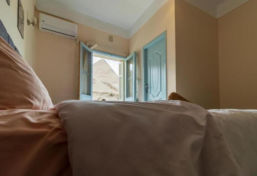 Pokój Deluxe z Balkonem, The Grand Pyramids View