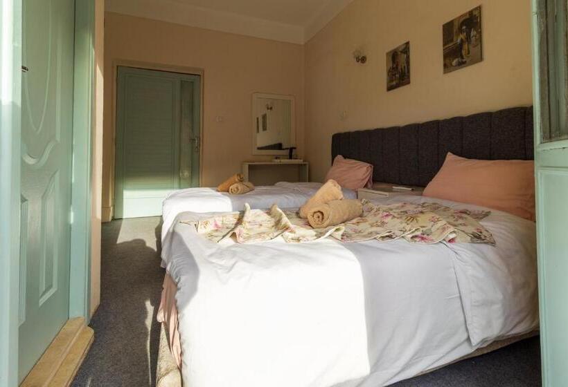 Pokój Deluxe z Balkonem, The Grand Pyramids View