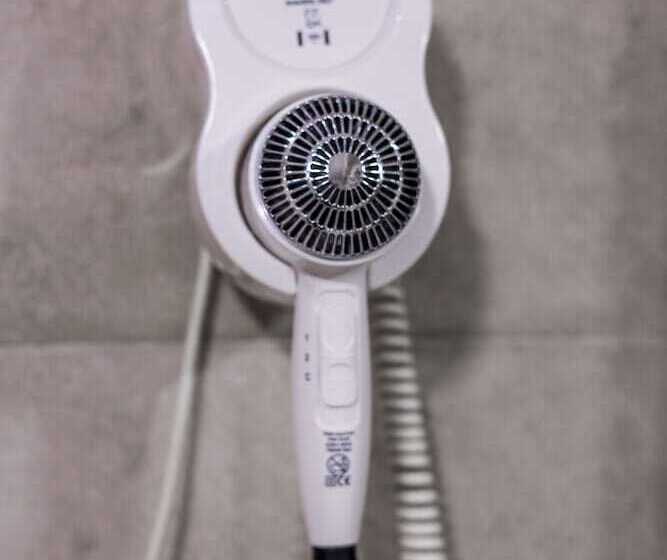 اتاق خانوادگی, Pyramids Heaven Inn