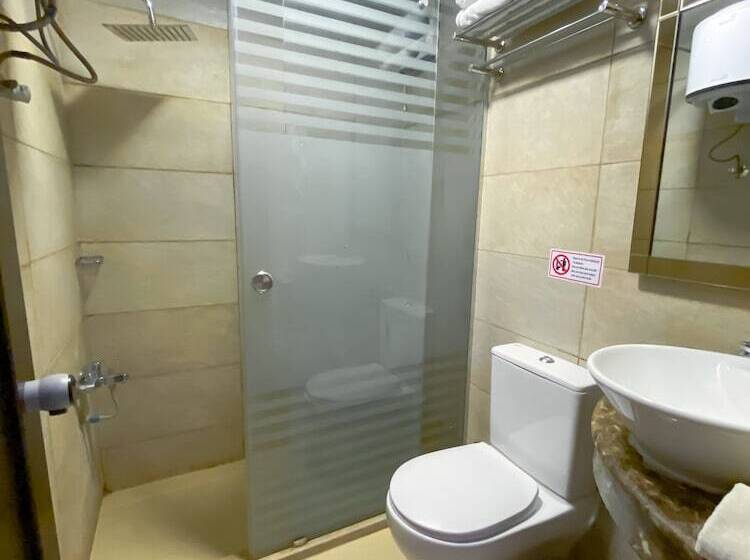 اتاق لوکس یک تخته, Pyramids Heaven Inn