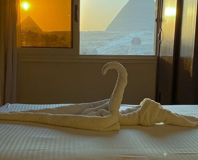 اتاق لوکس یک تخته, Pyramids Heaven Inn