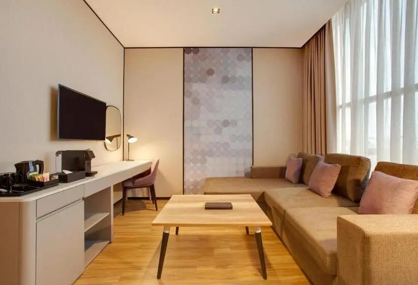 سوییت جونیور, Lemon Tree Hotel, Jumeirah Dubai