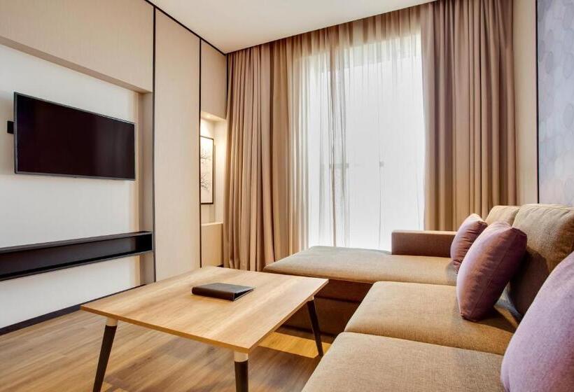 سوییت اجرایی, Lemon Tree Hotel, Jumeirah Dubai