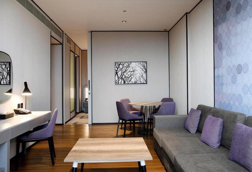 Люкс, Lemon Tree Hotel, Jumeirah Dubai