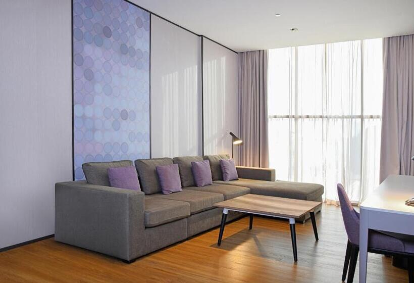 Люкс, Lemon Tree Hotel, Jumeirah Dubai