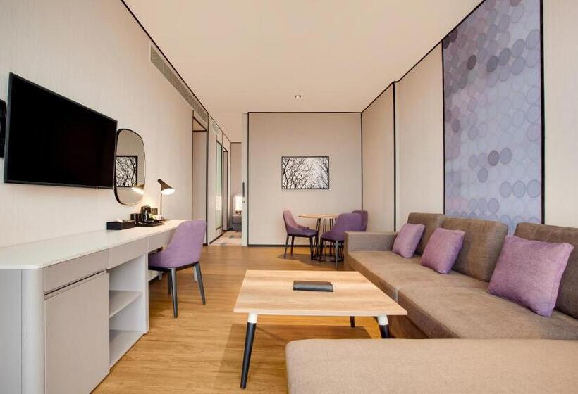 Люкс, Lemon Tree Hotel, Jumeirah Dubai