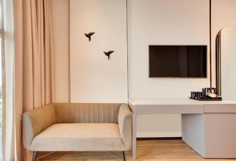 Номер Superior с Видом, Lemon Tree Hotel, Jumeirah Dubai