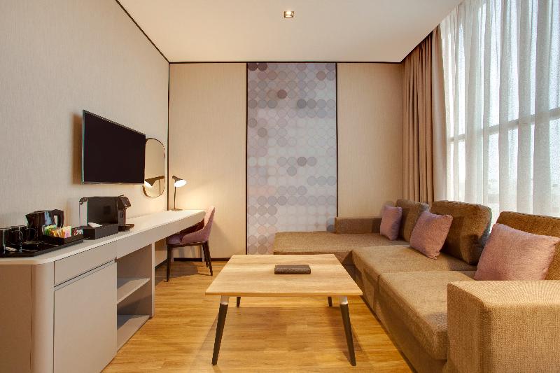 Полулюкс, Lemon Tree Hotel, Jumeirah Dubai