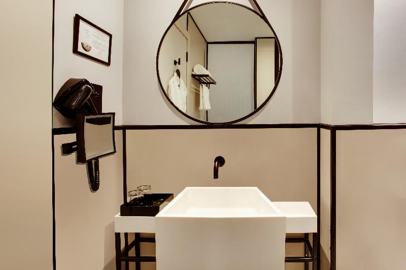 Полулюкс, Lemon Tree Hotel, Jumeirah Dubai