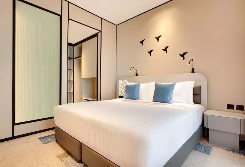 سوییت, Lemon Tree Hotel, Jumeirah Dubai