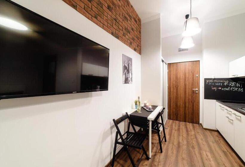شقة غرفة نوم واحدة مزودة بشُرفة, 2 Nights Apartments