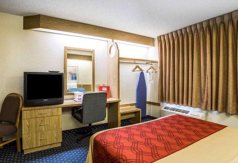Номер Стандарт, Econo Lodge Denver International Airport
