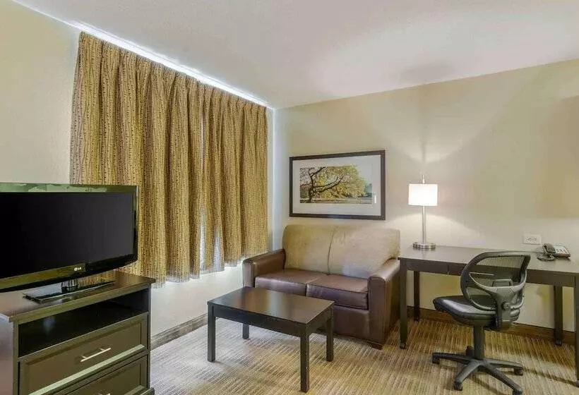 デラックススタジオ, Extended Stay America Suites  Richmond  W. Broad Street  Glenside  North