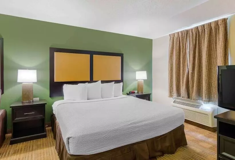 デラックススタジオ, Extended Stay America Suites  Richmond  W. Broad Street  Glenside  North