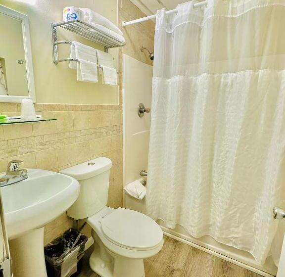 스탠다드 룸, Hampton Motor Inn