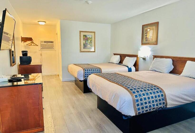 Номер Стандарт, Hampton Motor Inn