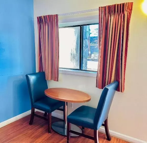 Standard-huone King-vuode, Hampton Motor Inn