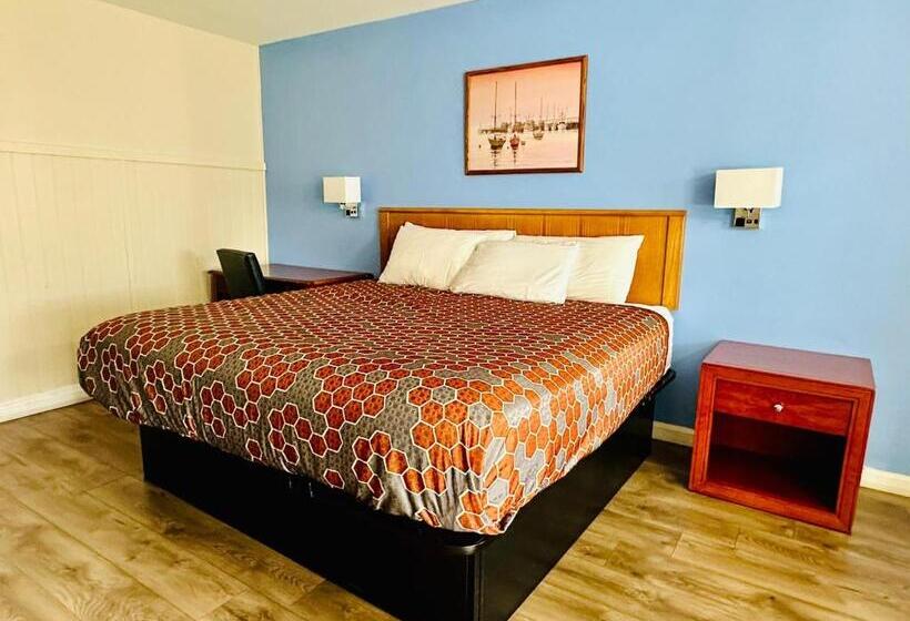 스탠다드 룸 킹사이즈 침대, Hampton Motor Inn