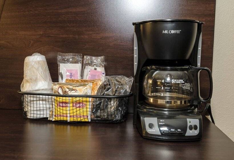 غرفة سوبيريور, Red Roof Inn Pensacola Fairgrounds