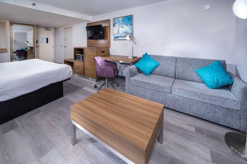 غرفة ديلوكس, Red Roof Inn Pensacola Fairgrounds