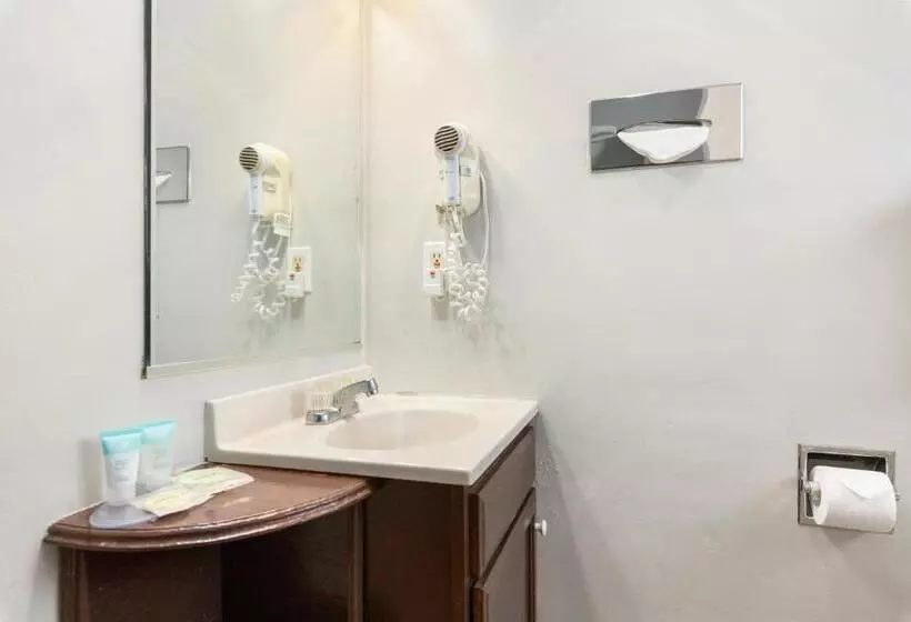 اتاق استاندارد, Skylark Shores Resort