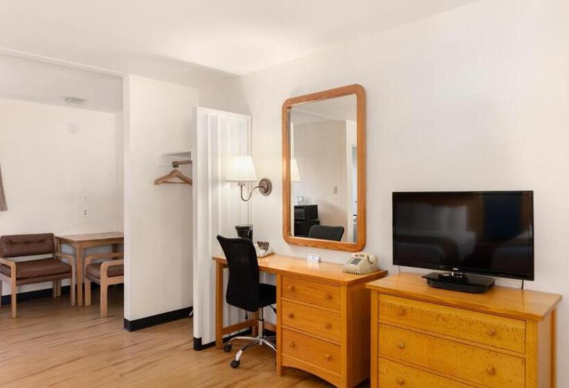 חדר סטנדרט, Skylark Shores Resort